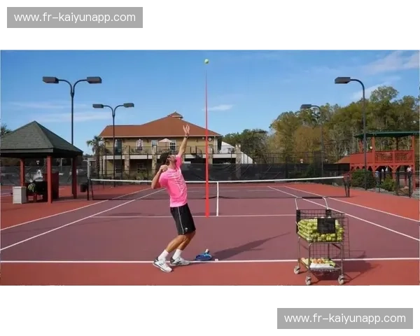 网球发球训练：从起跳到落点的全方位提升，开启你的制胜发球